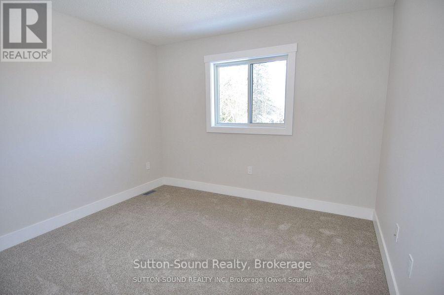 622 8th Street W Property Photo 15