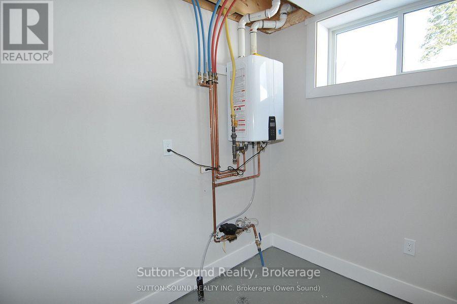 622 8th Street W Property Photo 25