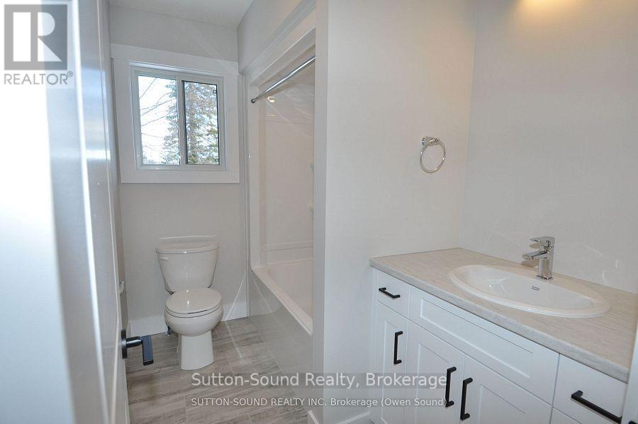 622 8th Street W Property Photo 28