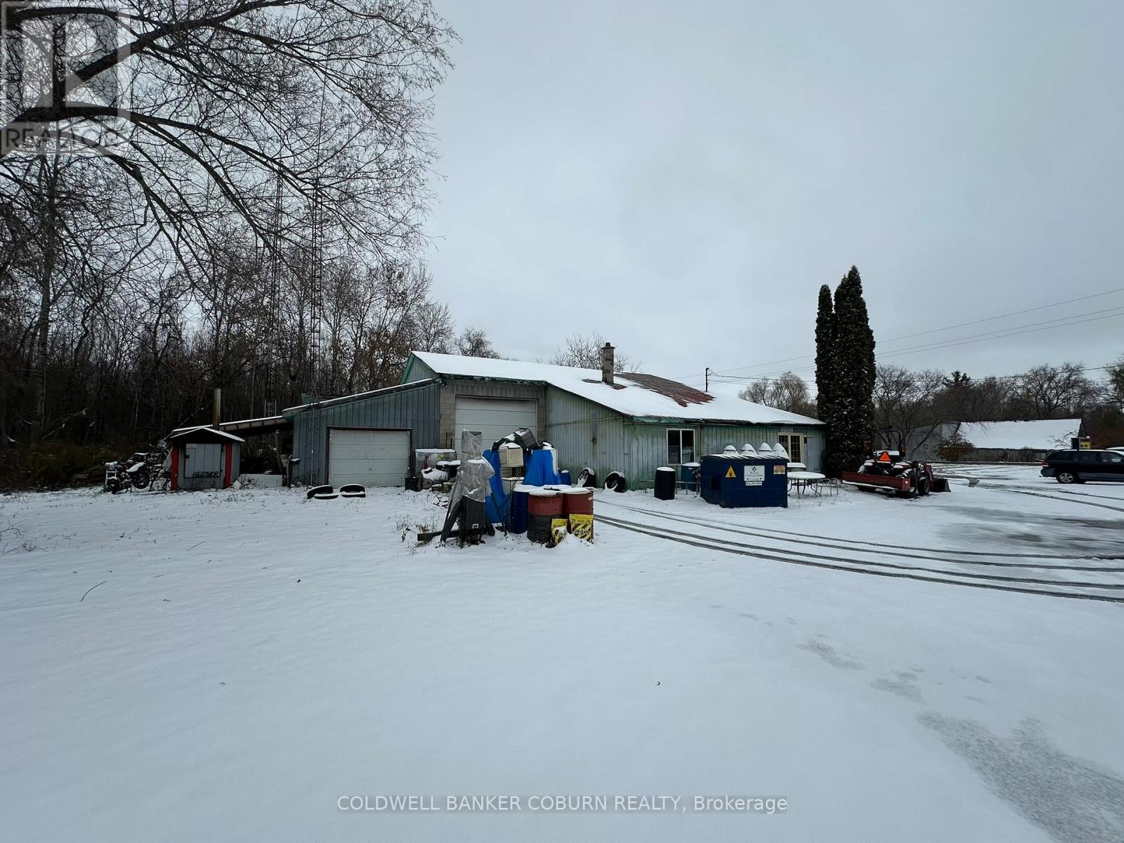 4130 Carman Road Property Photo 3