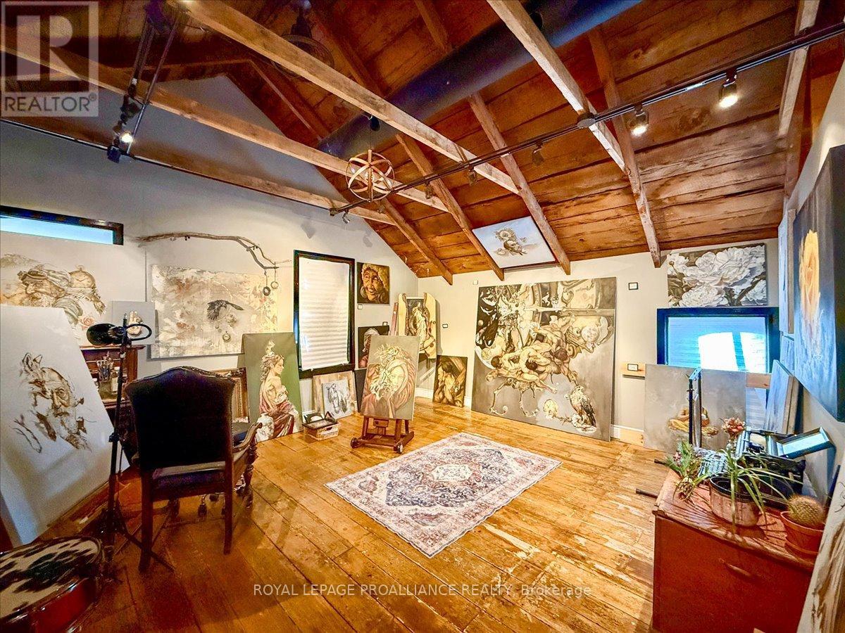331 & 333 Picton Main Street Property Photo 16