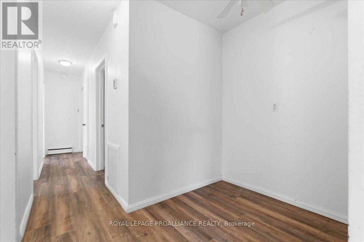 331 & 333 Picton Main Street Property Photo 23