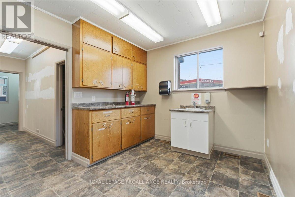 331 & 333 Picton Main Street Property Photo 36