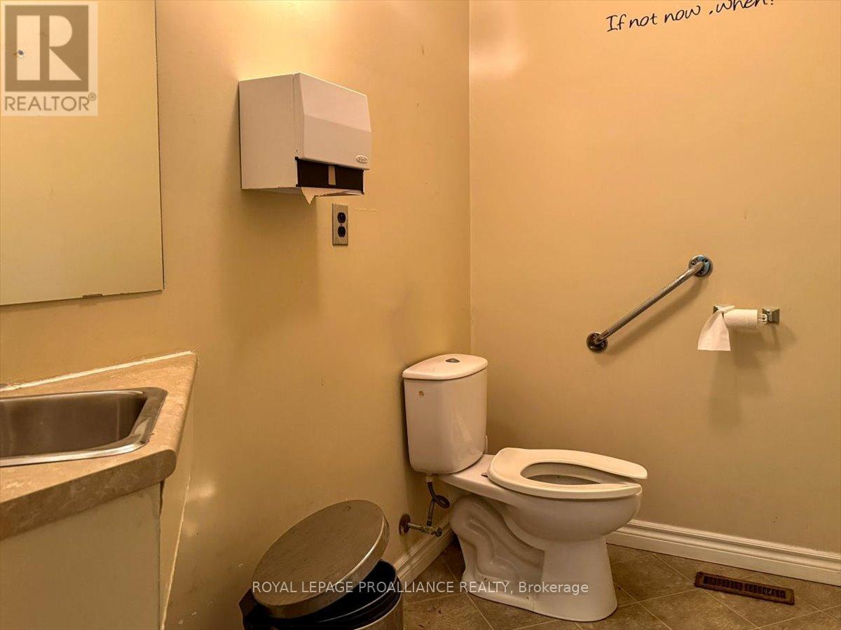 331 & 333 Picton Main Street Property Photo 40