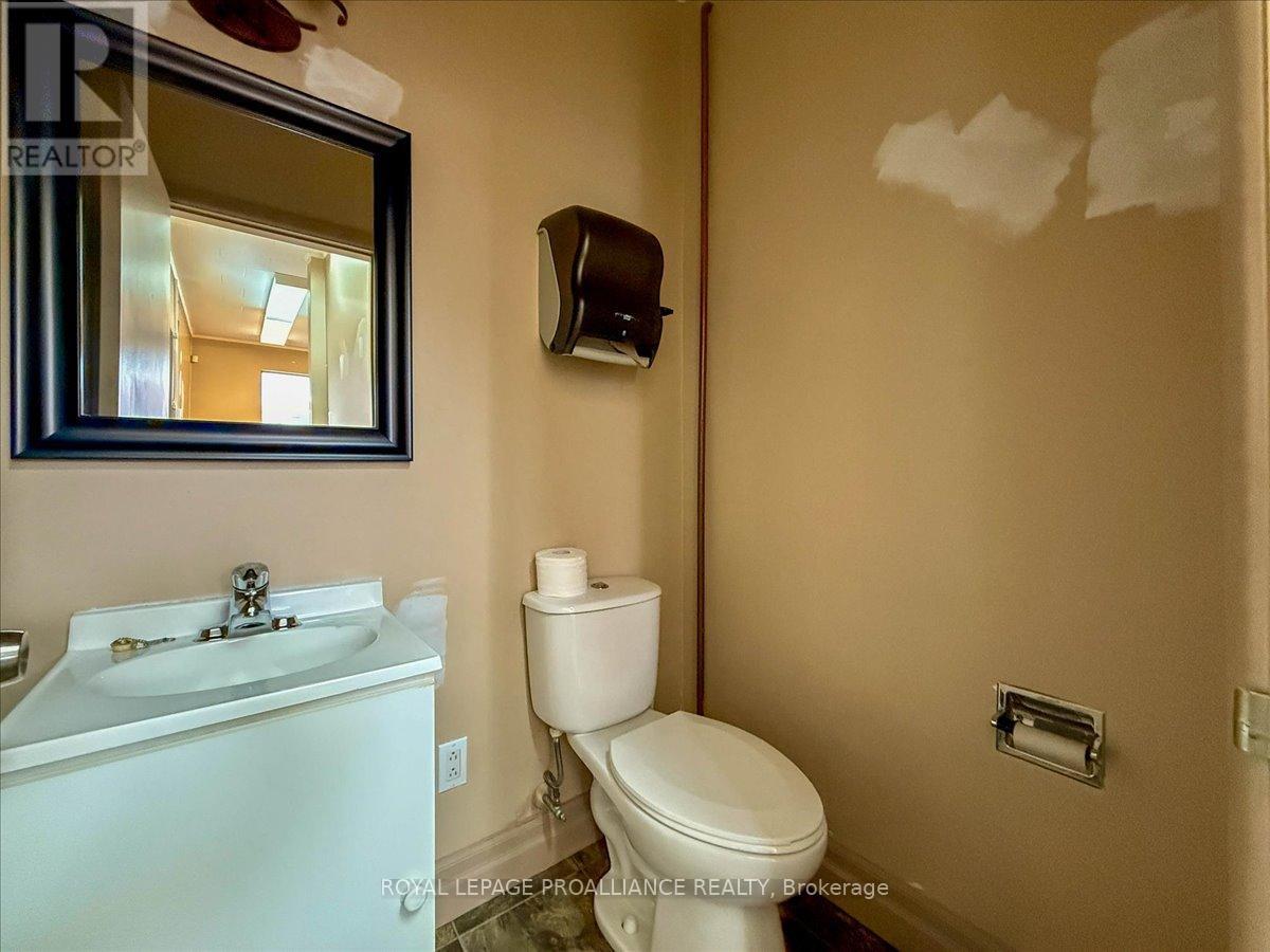 331 & 333 Picton Main Street Property Photo 41