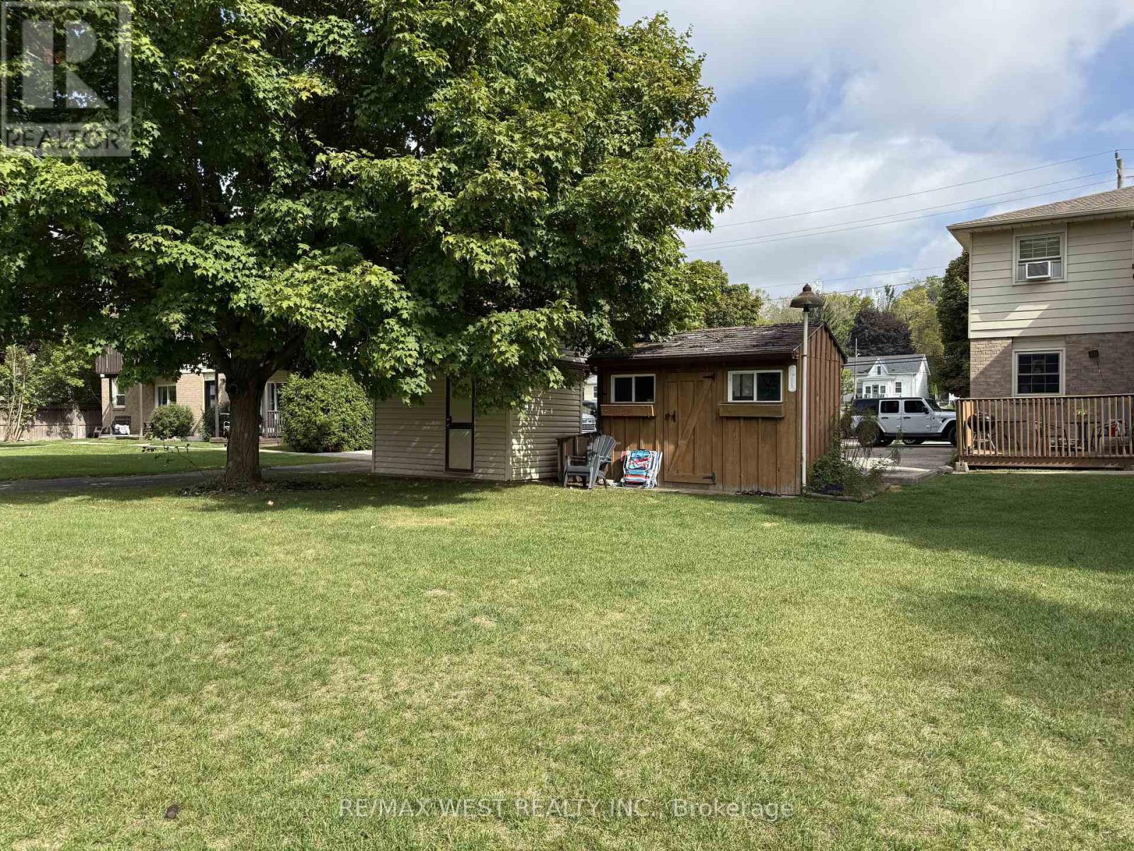 58 Willow Street Property Photo 2