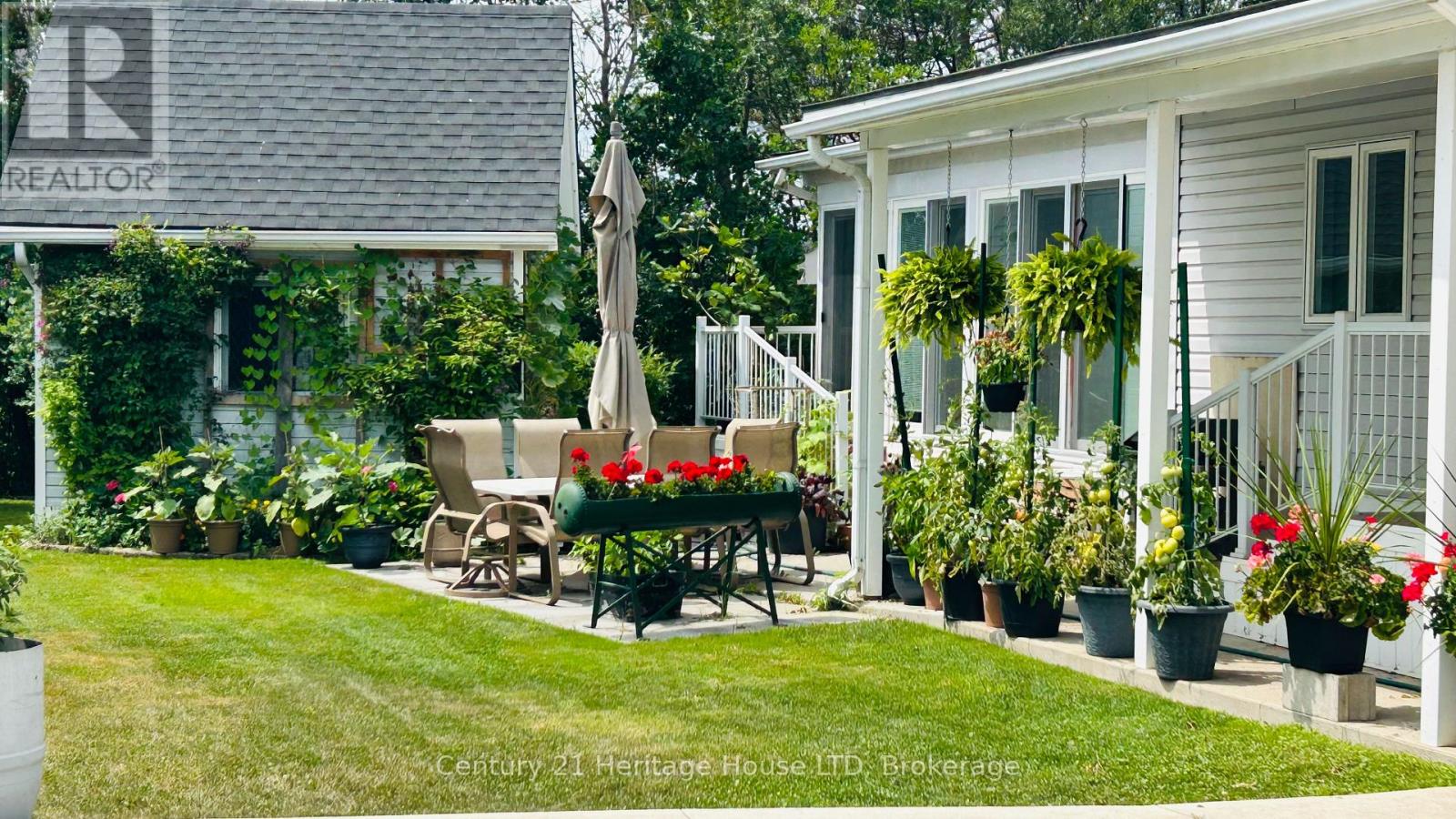 59 - 3033 Townline Road Property Photo 1