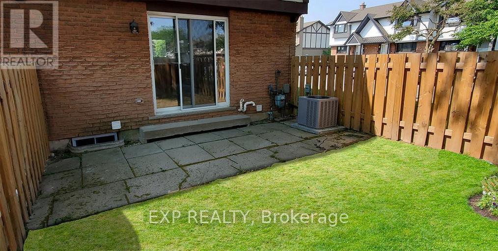 24 - 33 Berkley Drive Property Photo 3