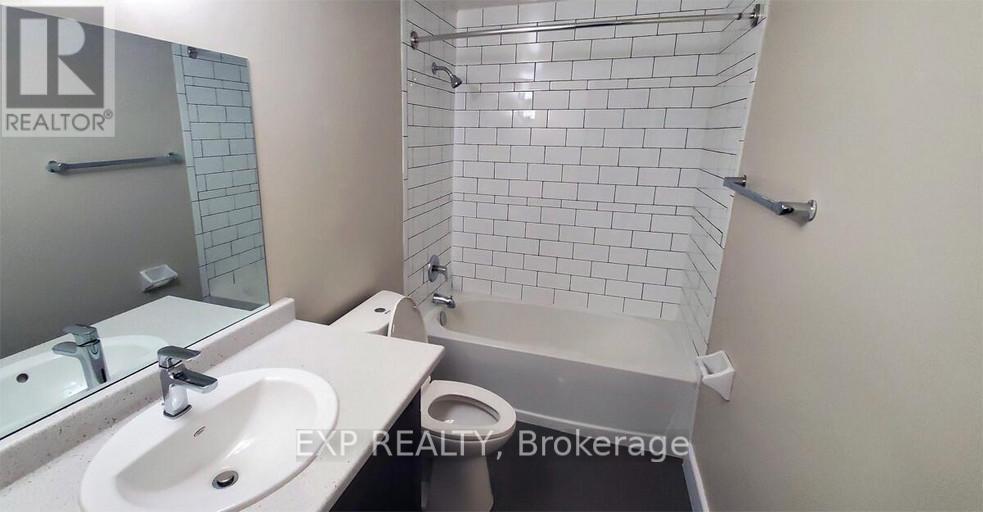 24 - 33 Berkley Drive Property Photo 6