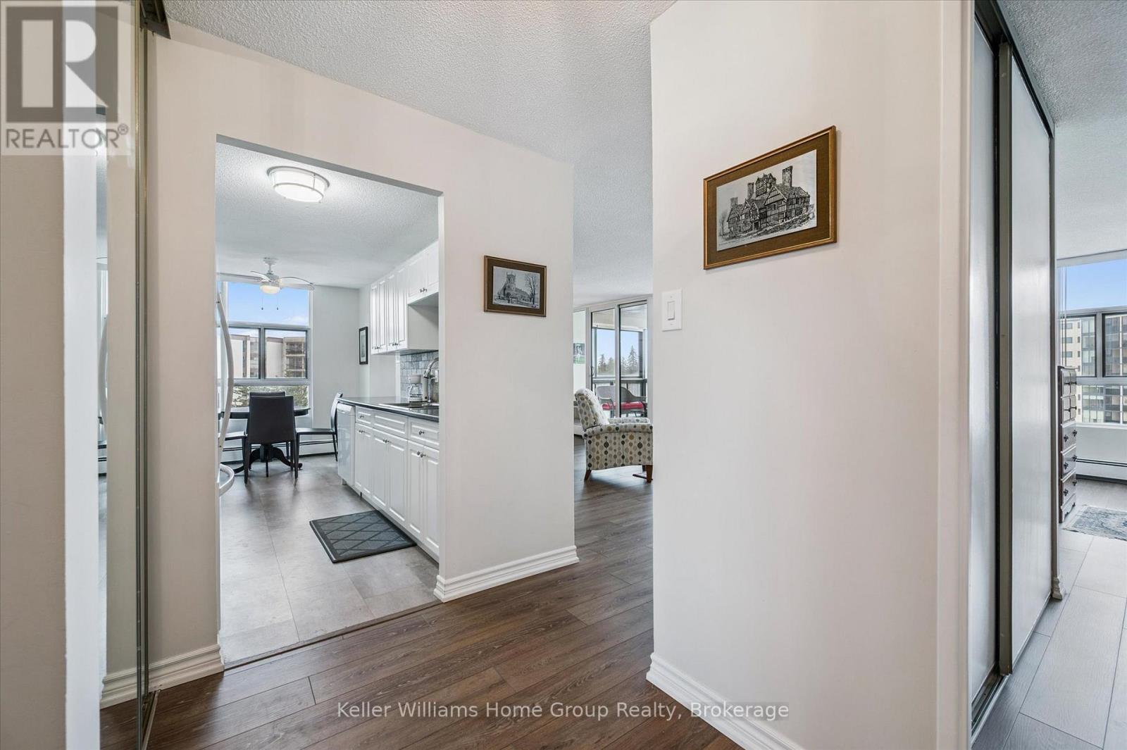 702 - 23 Woodlawn Road E Property Photo 9