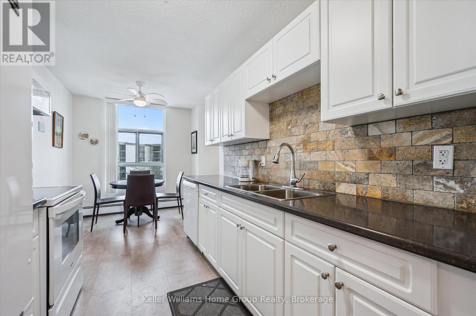 702 - 23 Woodlawn Road E Property Photo 10