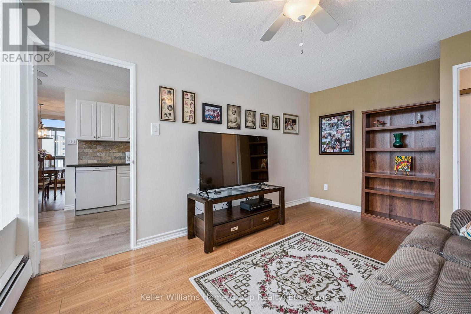 702 - 23 Woodlawn Road E Property Photo 22