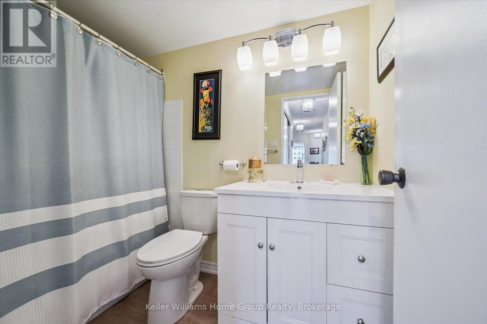 702 - 23 Woodlawn Road E Property Photo 26