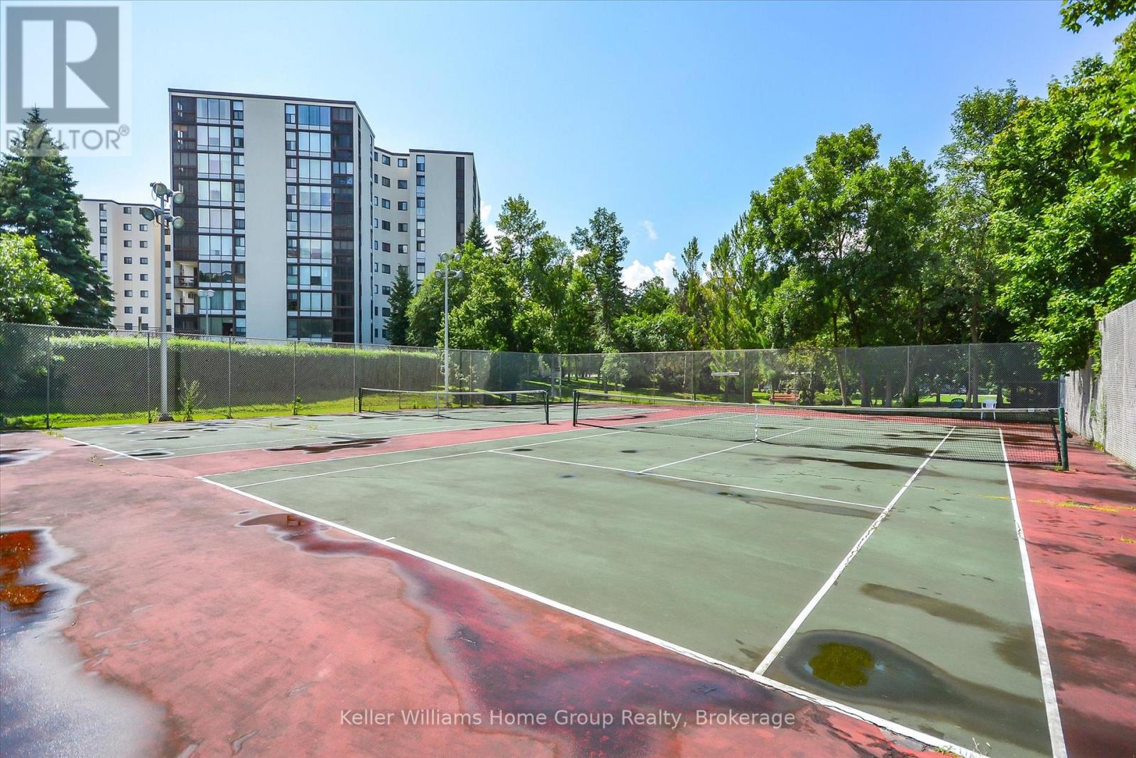 702 - 23 Woodlawn Road E Property Photo 34