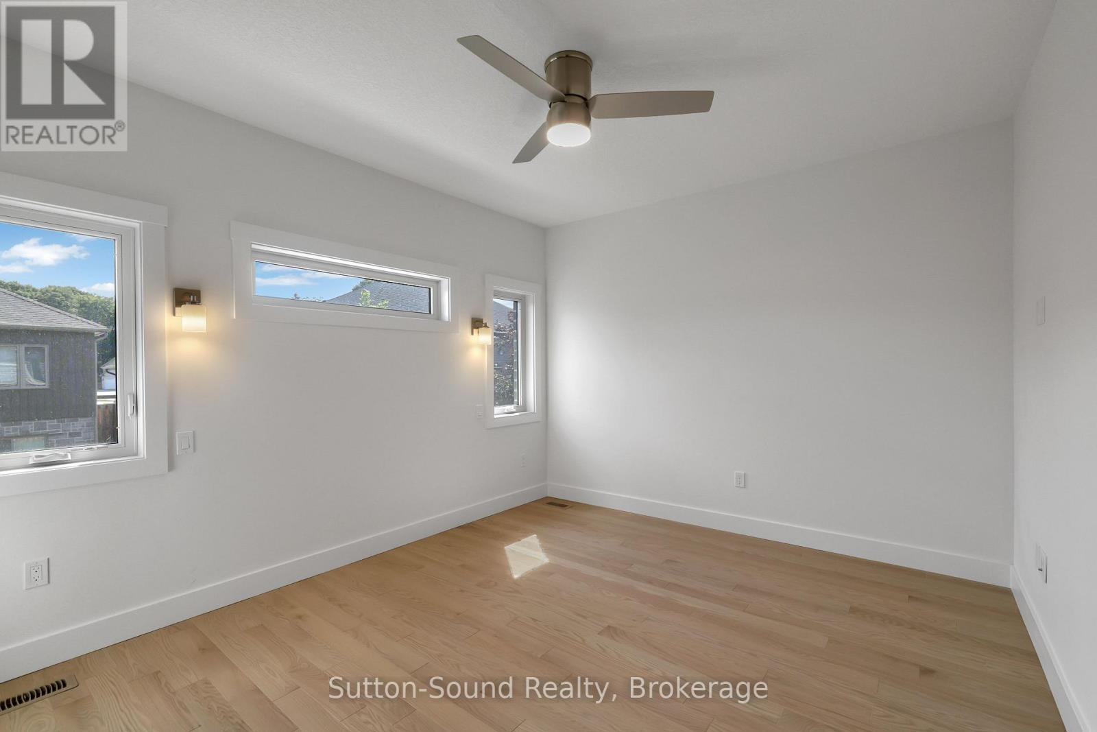 335 6th Avenue W Property Photo 16