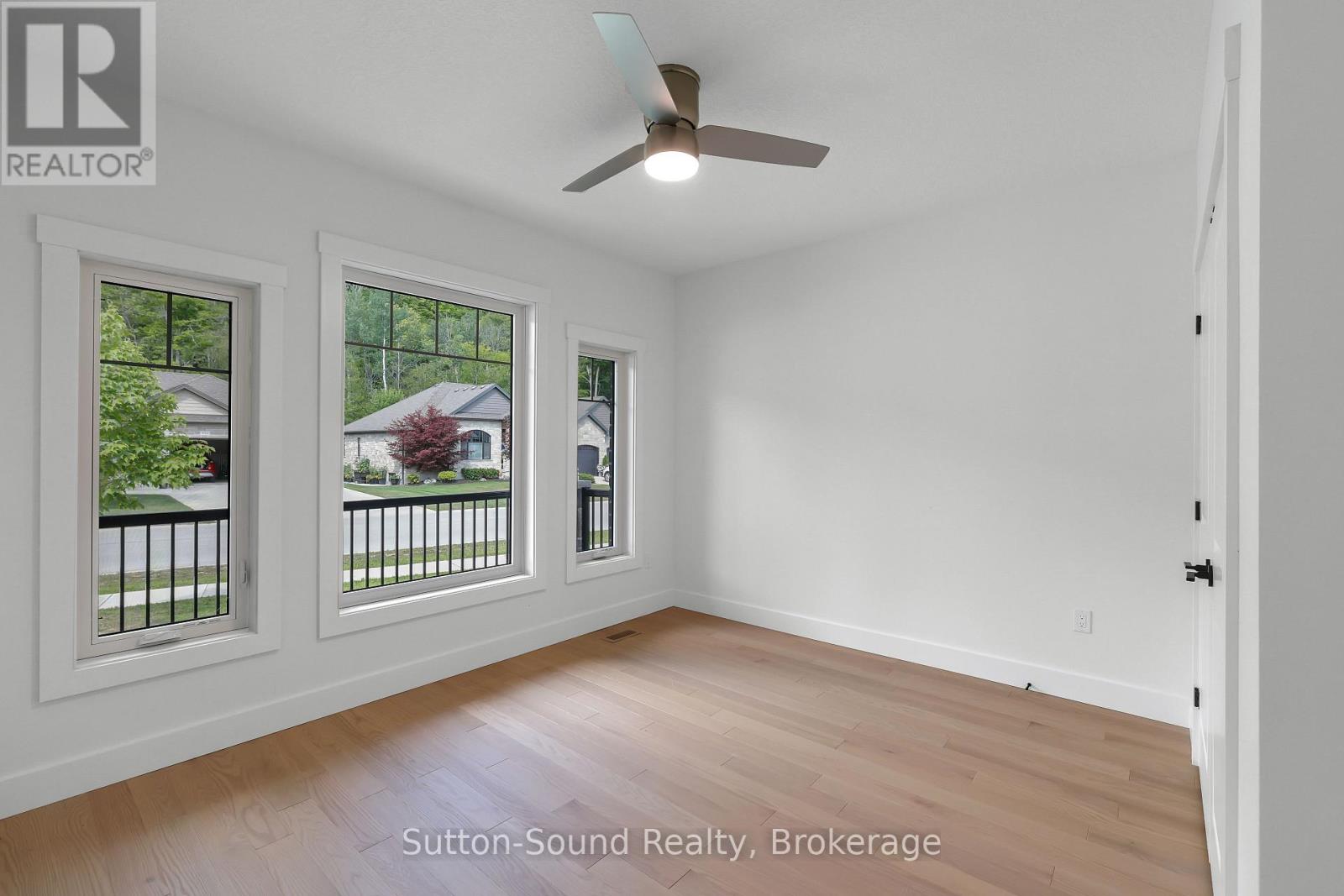 335 6th Avenue W Property Photo 21