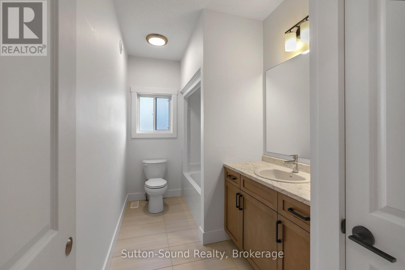 335 6th Avenue W Property Photo 23
