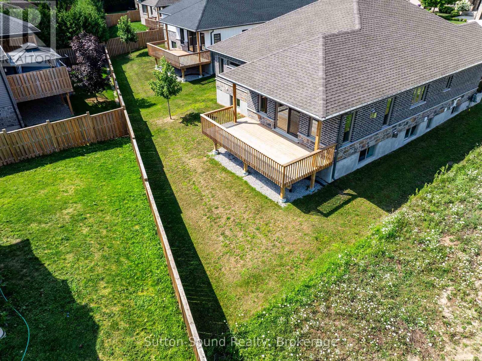 335 6th Avenue W Property Photo 38