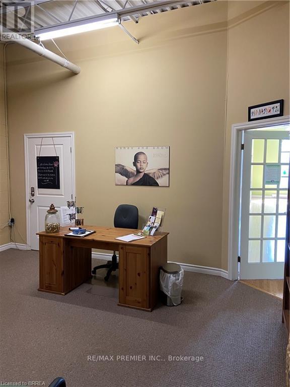 44 Market Street Property Photo 6