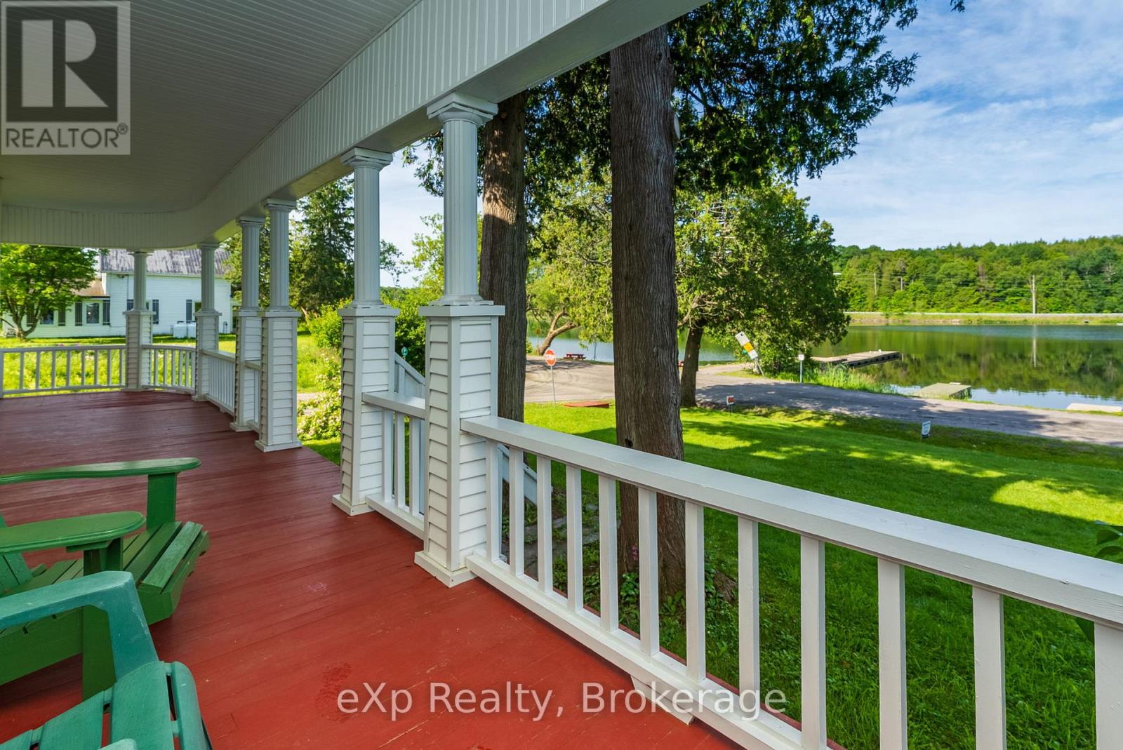 2 Henry Street Property Photo 2