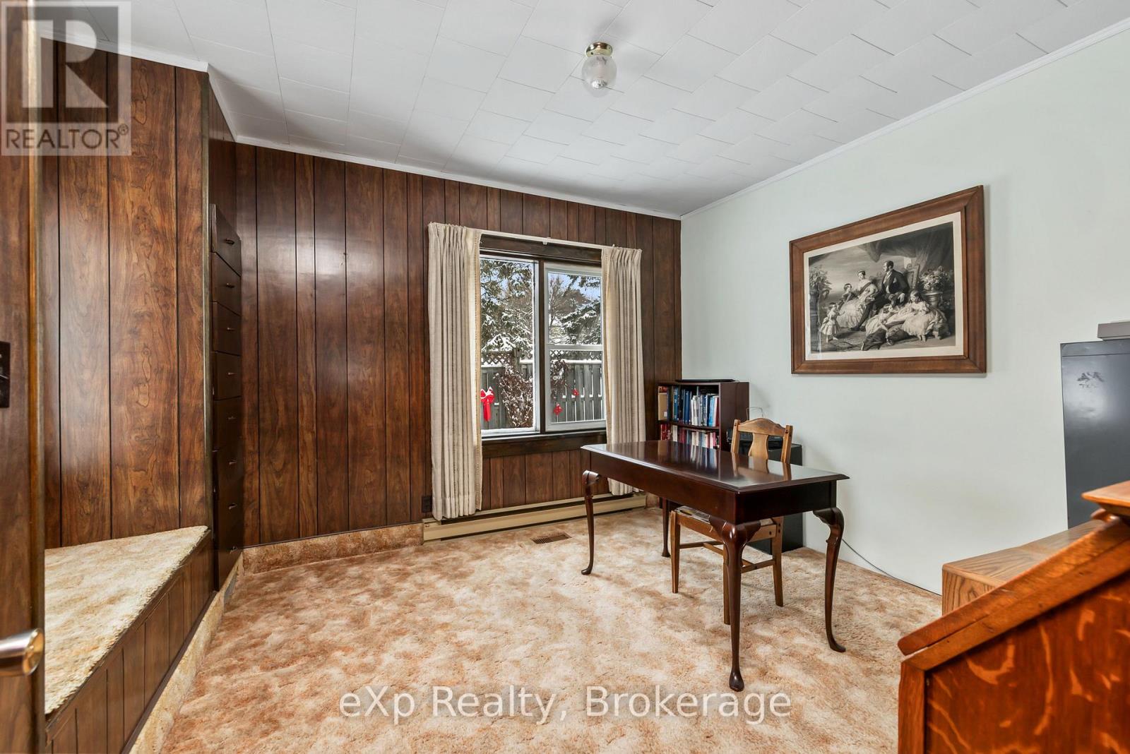2 Henry Street Property Photo 20