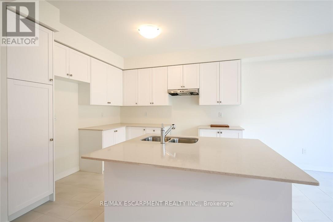 377 Provident Way Property Photo 8