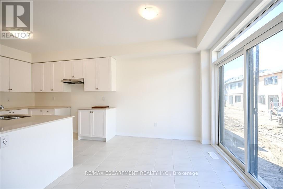 377 Provident Way Property Photo 13
