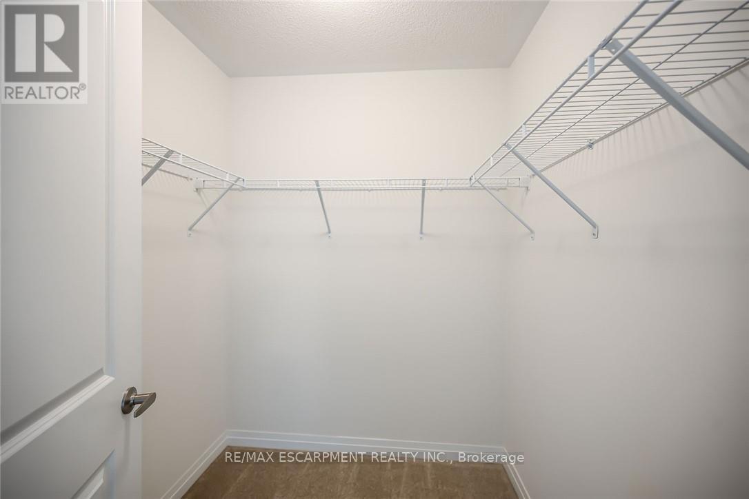 377 Provident Way Property Photo 34