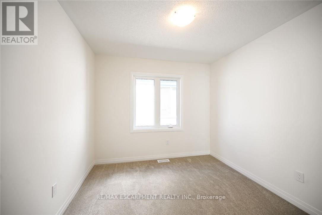 377 Provident Way Property Photo 35