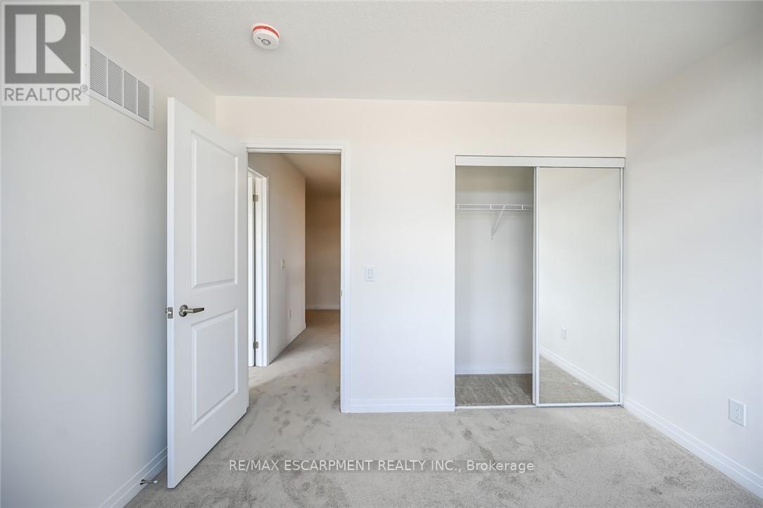 377 Provident Way Property Photo 40