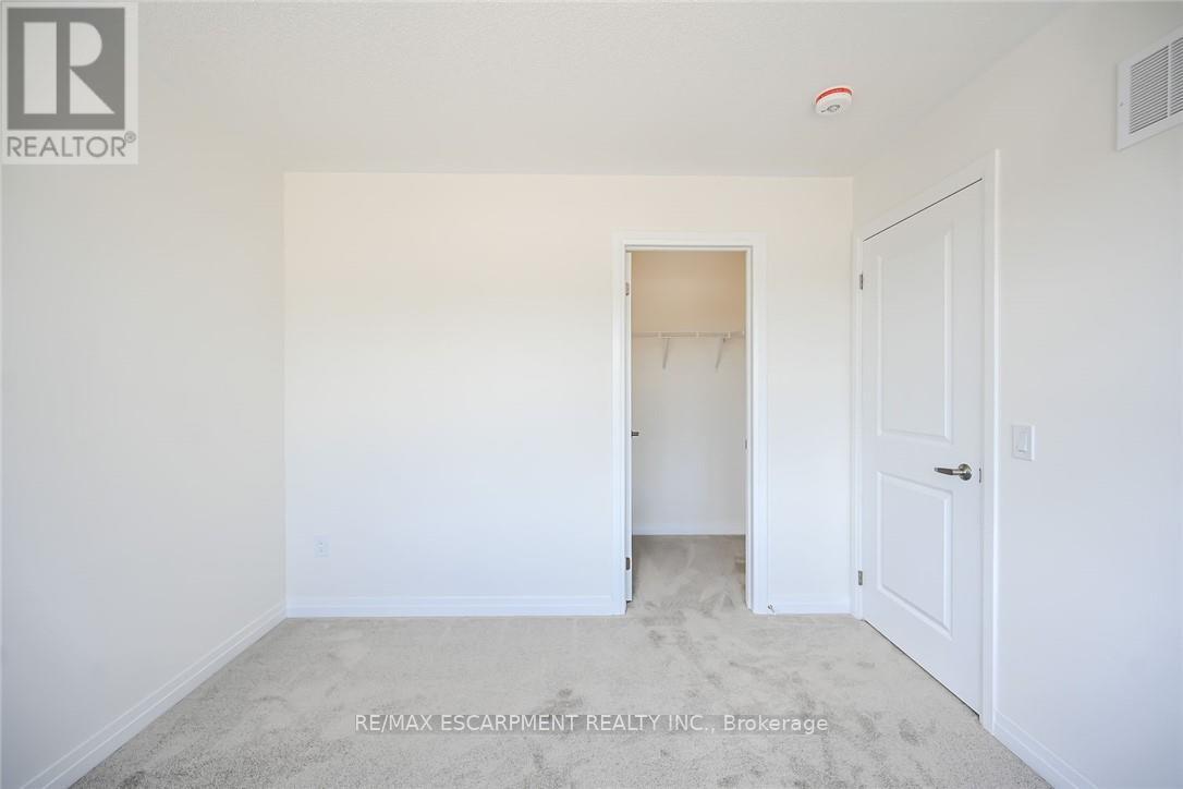 377 Provident Way Property Photo 43