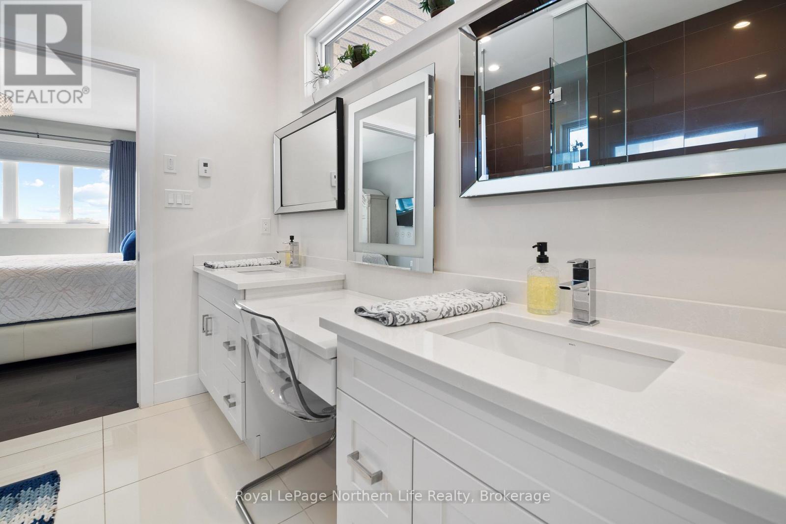 5 Zephyr Heights Property Photo 31