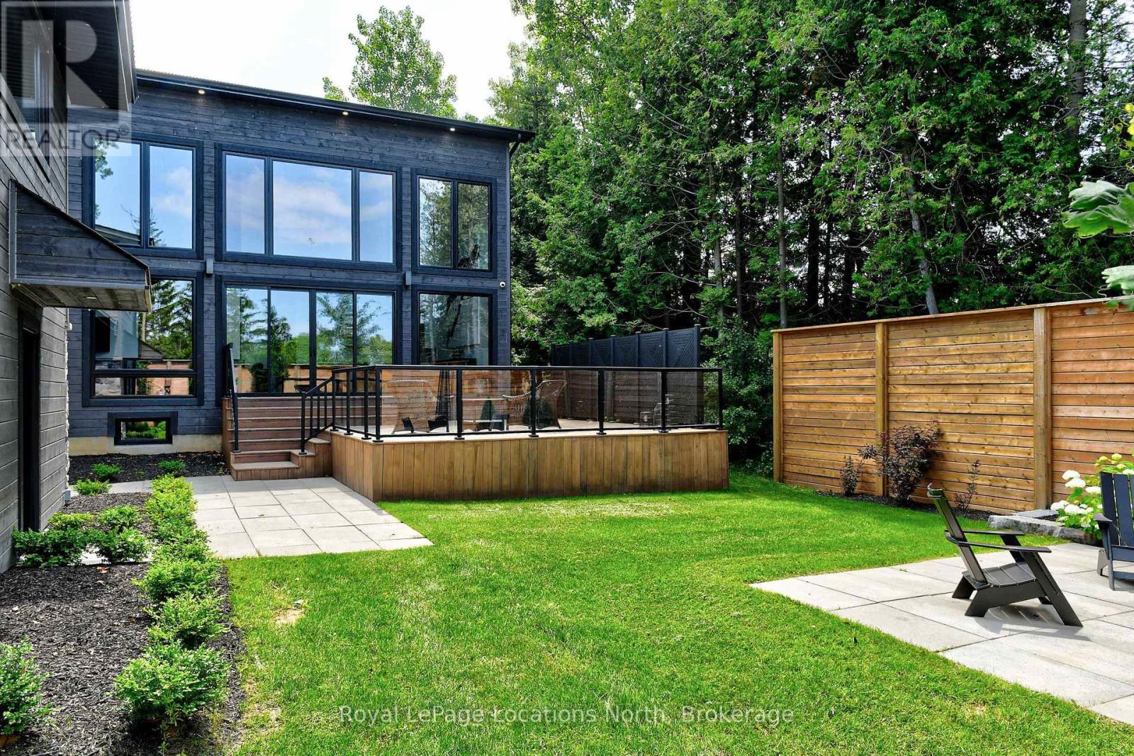 74 Arthur Street E Property Photo 45