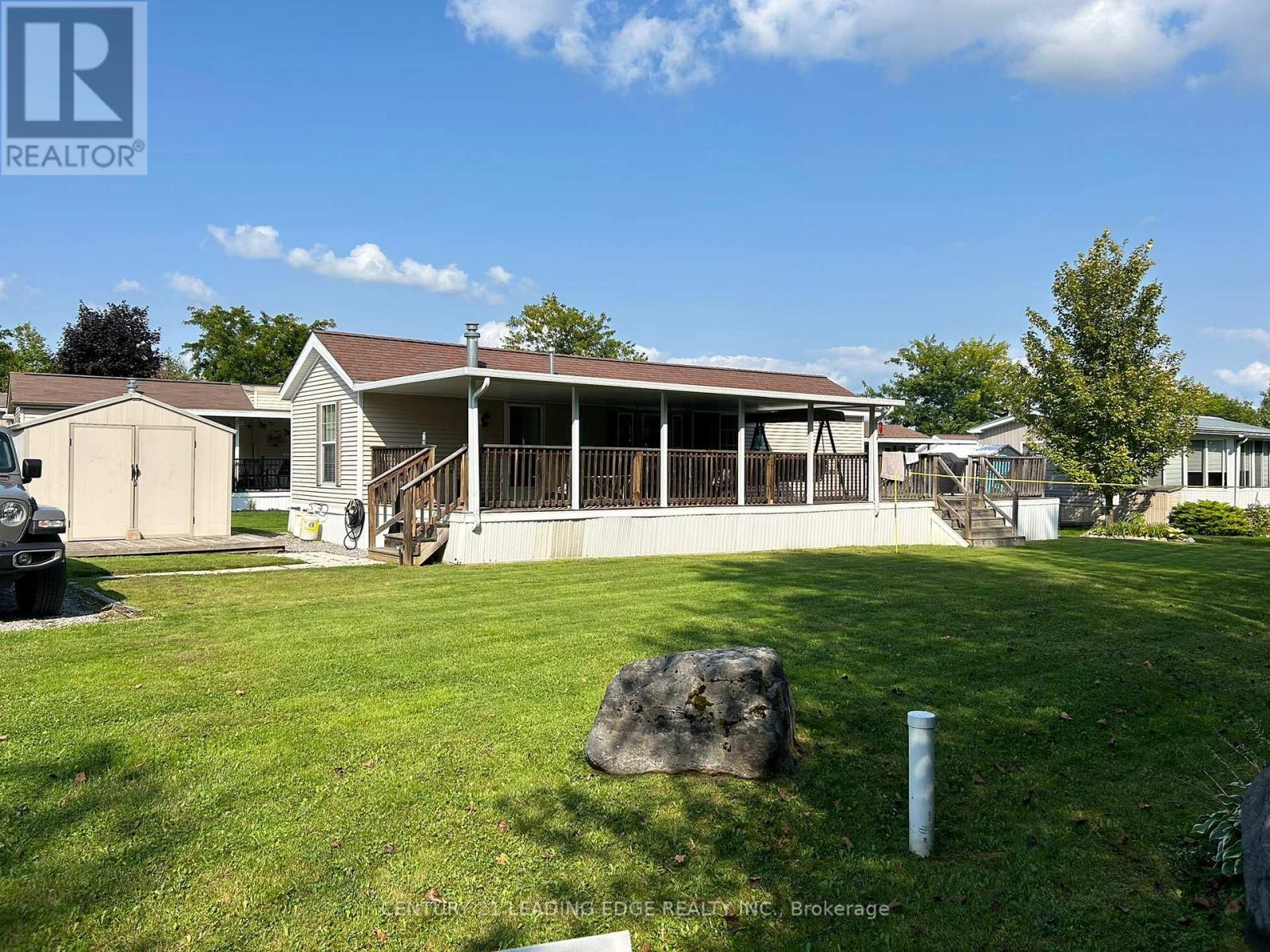 2346 Pigeon Lake Road Property Photo 1