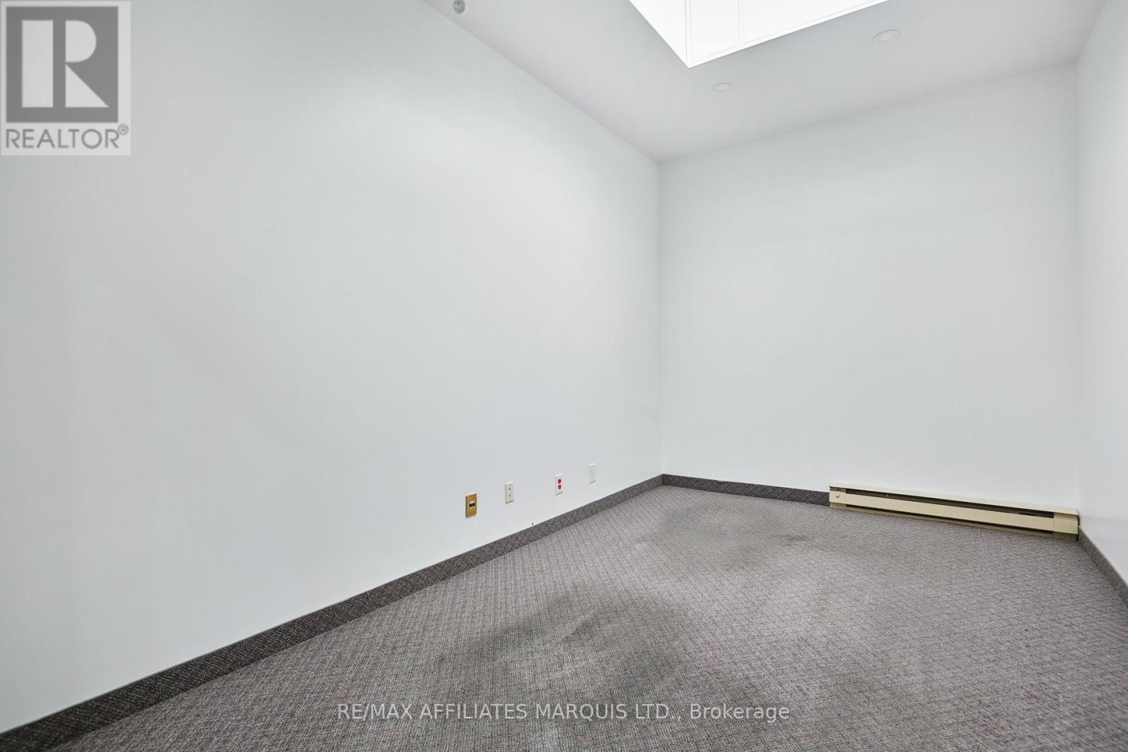 Office Unit 3 - 41 Second Street W Property Photo 24