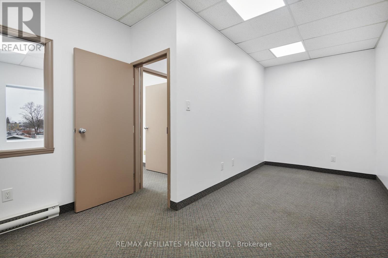 Office Unit 8 - 41 Second Street W Property Photo 18