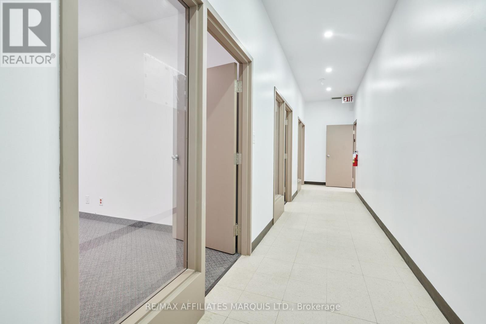Office Unit 8 - 41 Second Street W Property Photo 21