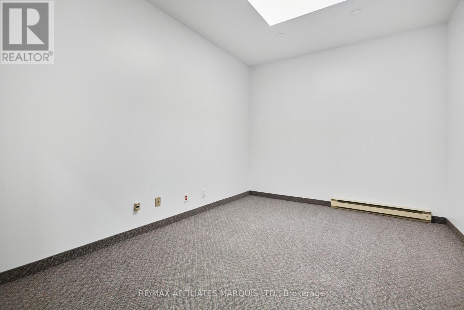 Office Unit 8 - 41 Second Street W Property Photo 26