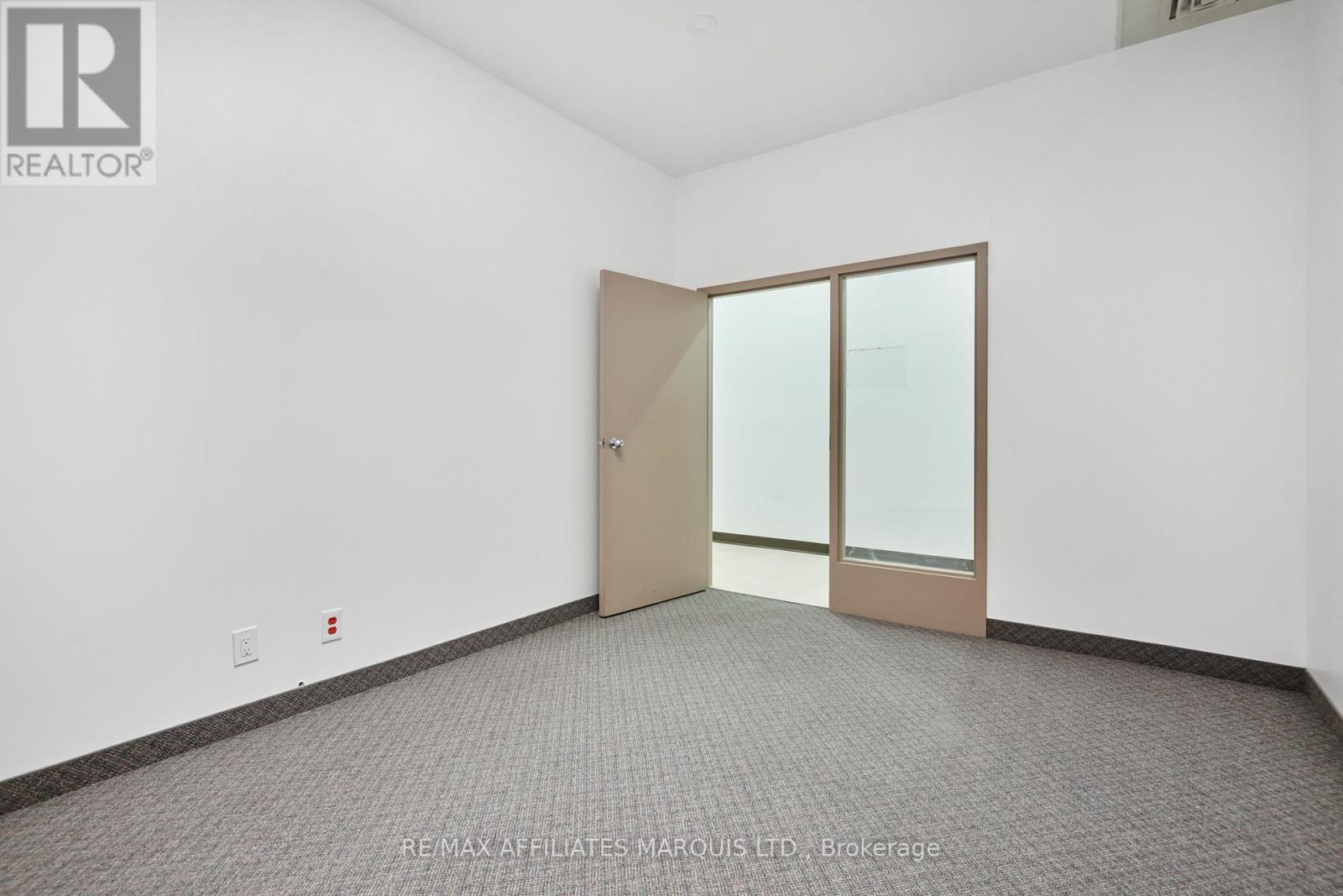 Office Unit 8 - 41 Second Street W Property Photo 27