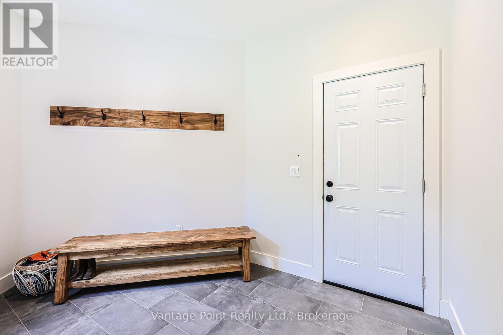 249311 Grey 9 Road Property Photo 26