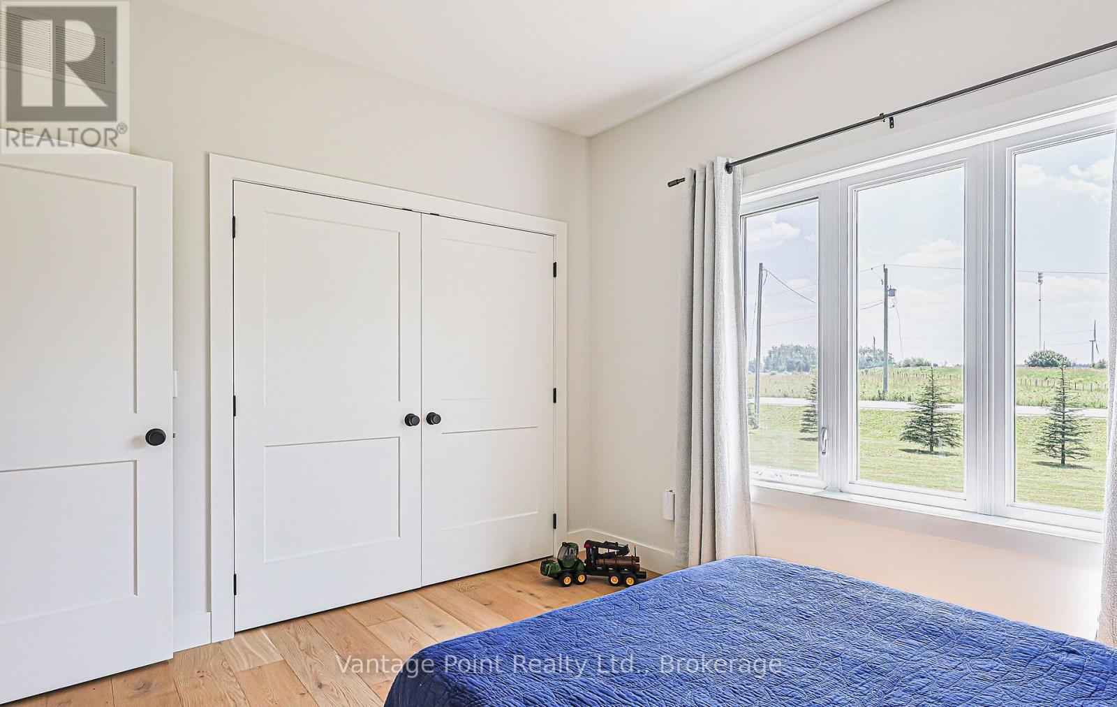 249311 Grey 9 Road Property Photo 36