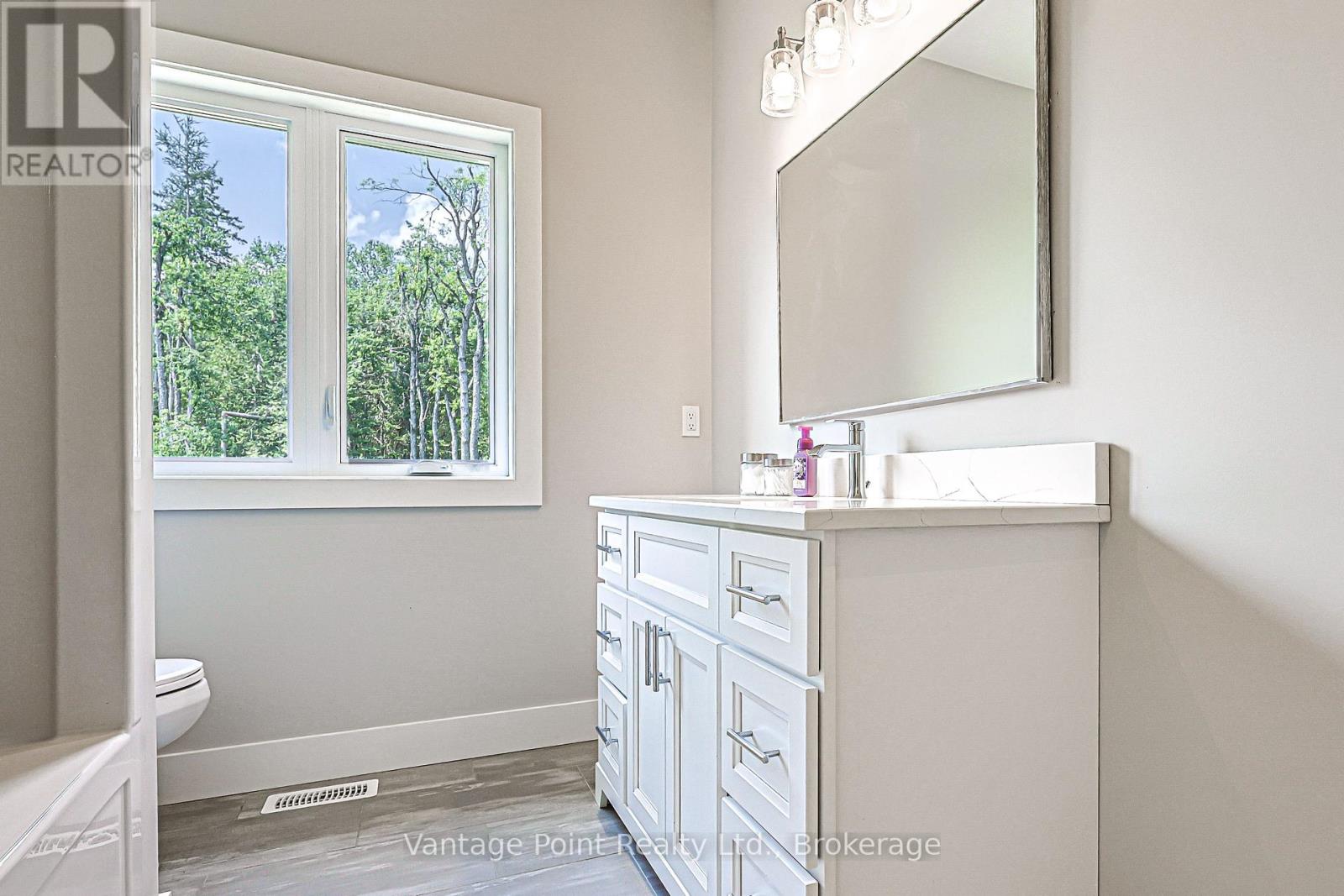 249311 Grey 9 Road Property Photo 40