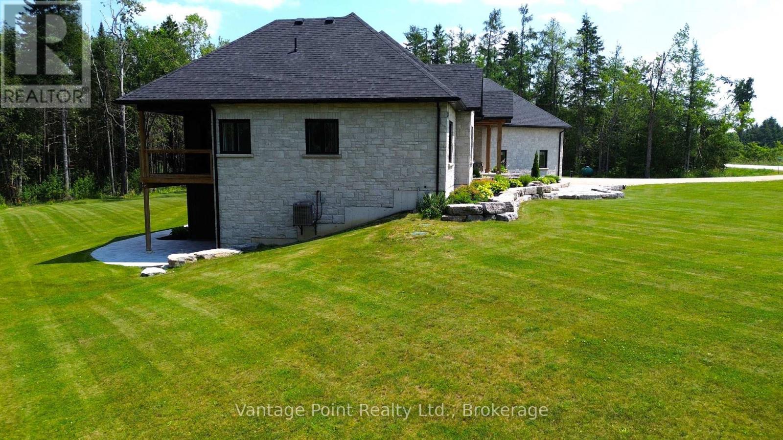 249311 Grey 9 Road Property Photo 42