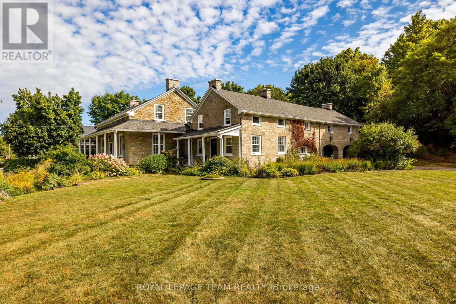 492 River Road Property Photo 1