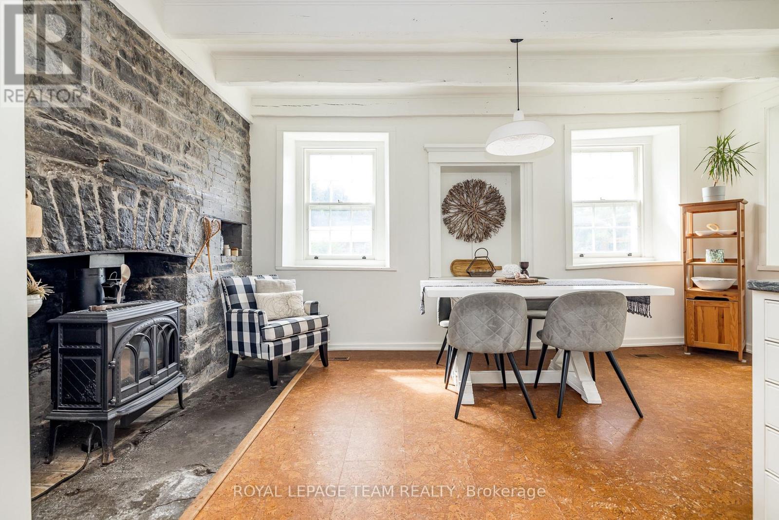 492 River Road Property Photo 16