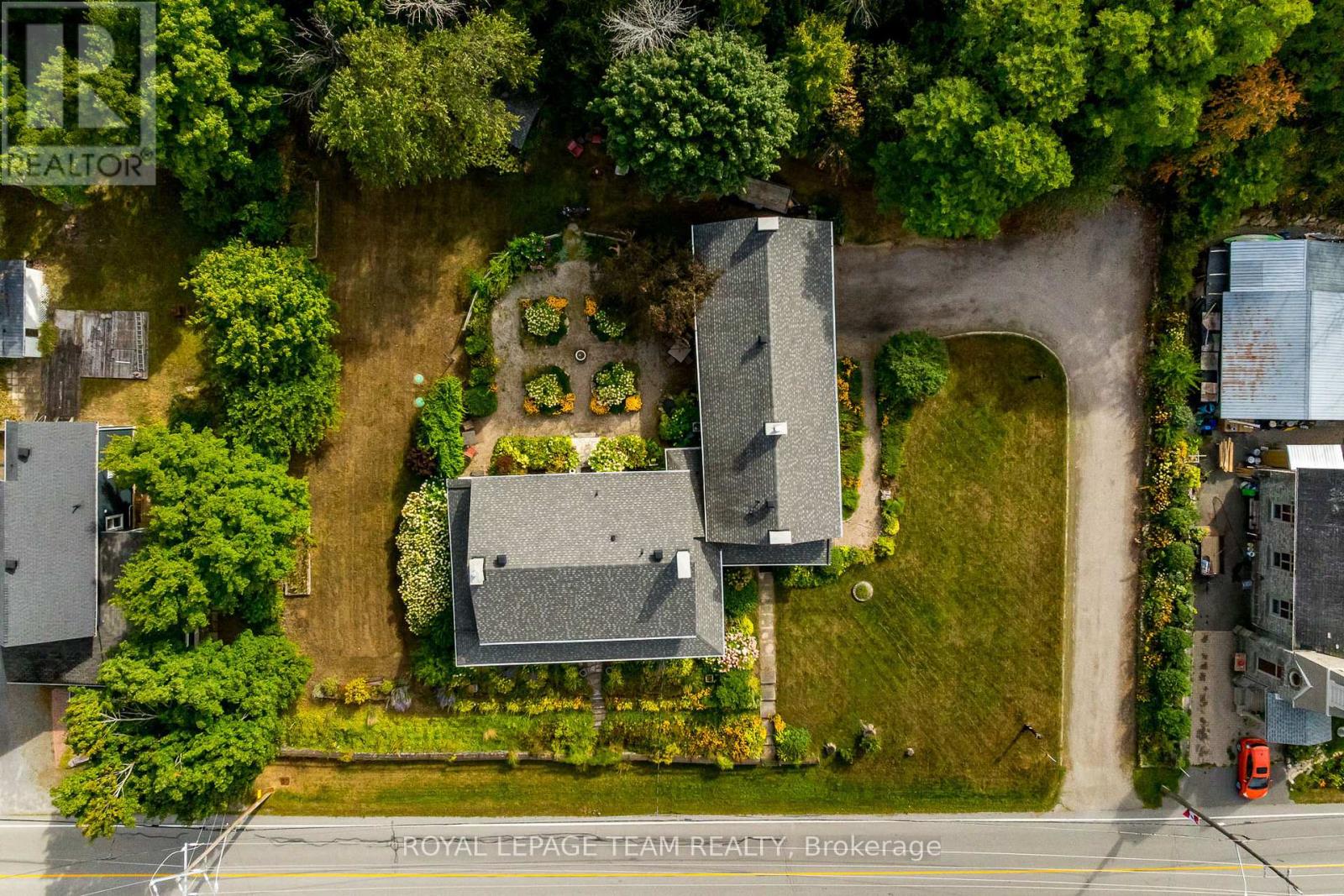 492 River Road Property Photo 38