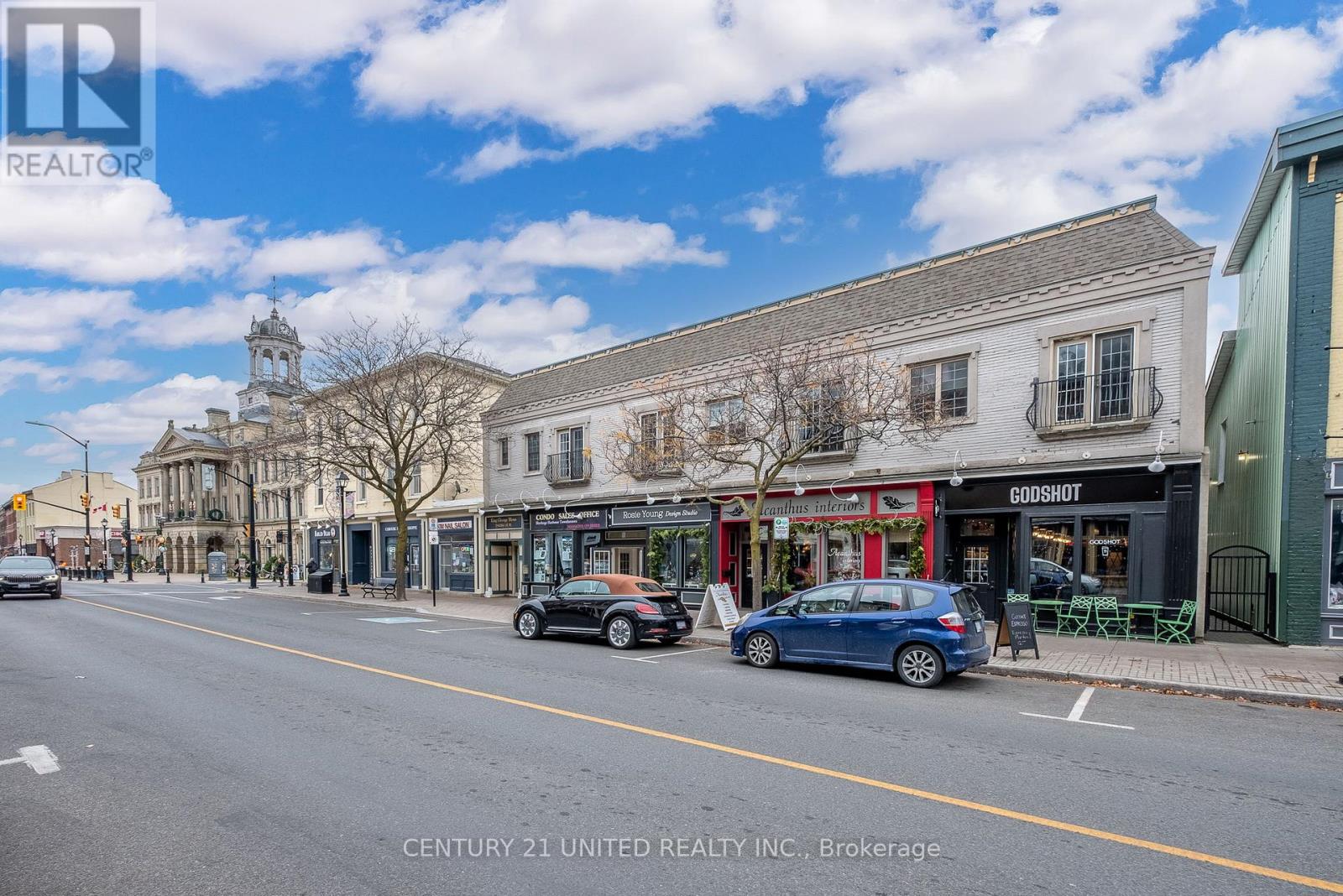 D - 79 King Street W Property Photo 33
