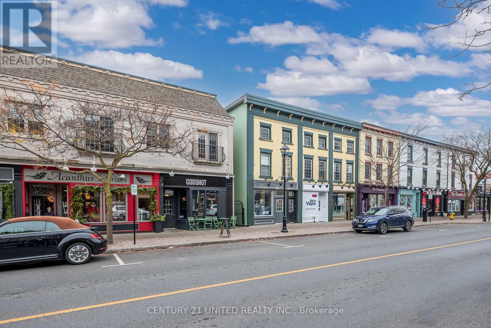 D - 79 King Street W Property Photo 34