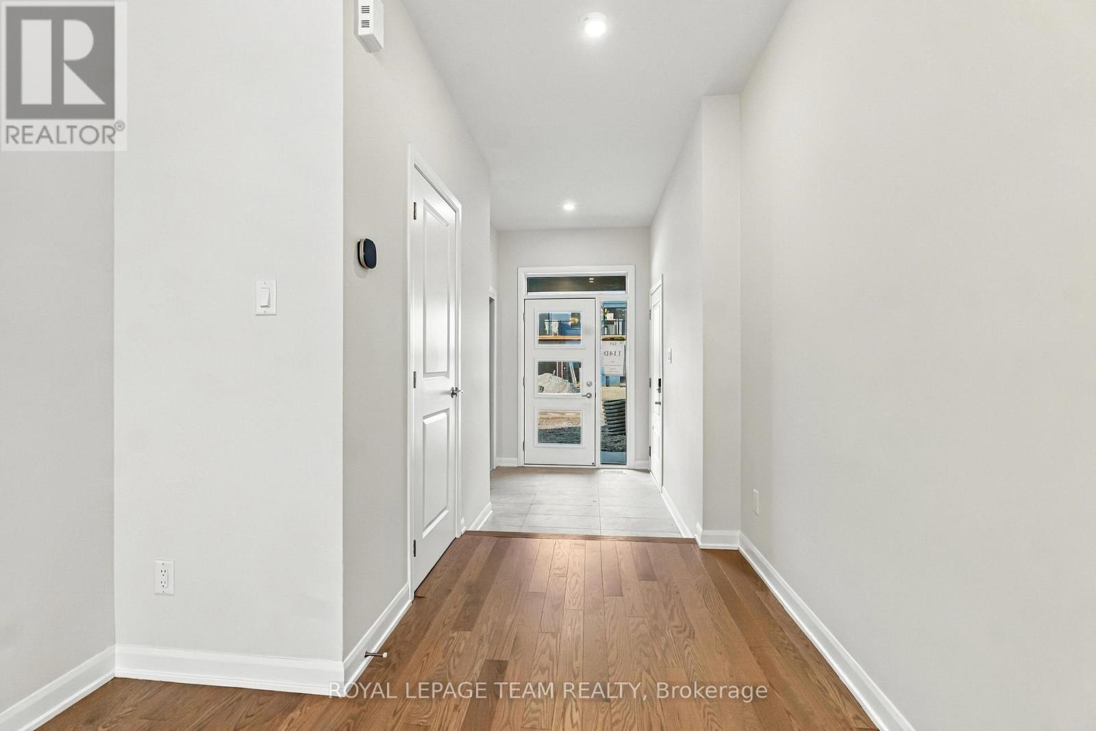 845 Fairline Row Property Photo 2