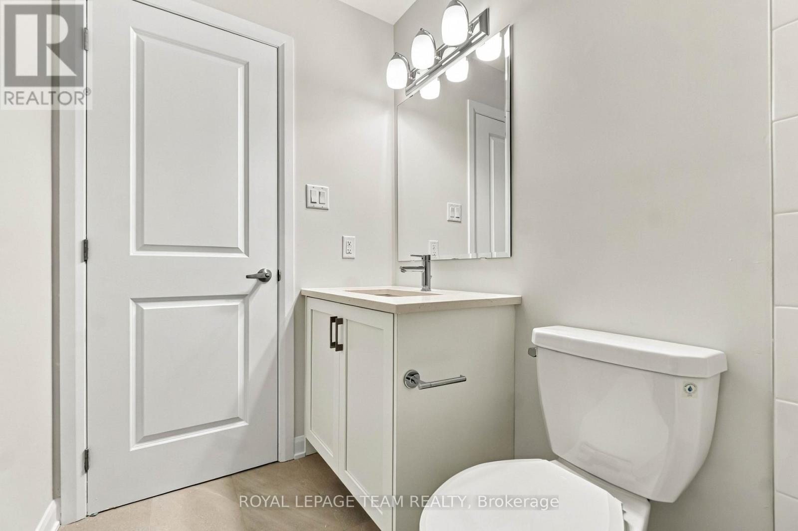 845 Fairline Row Property Photo 30